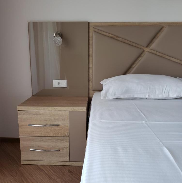 Hill Apartment